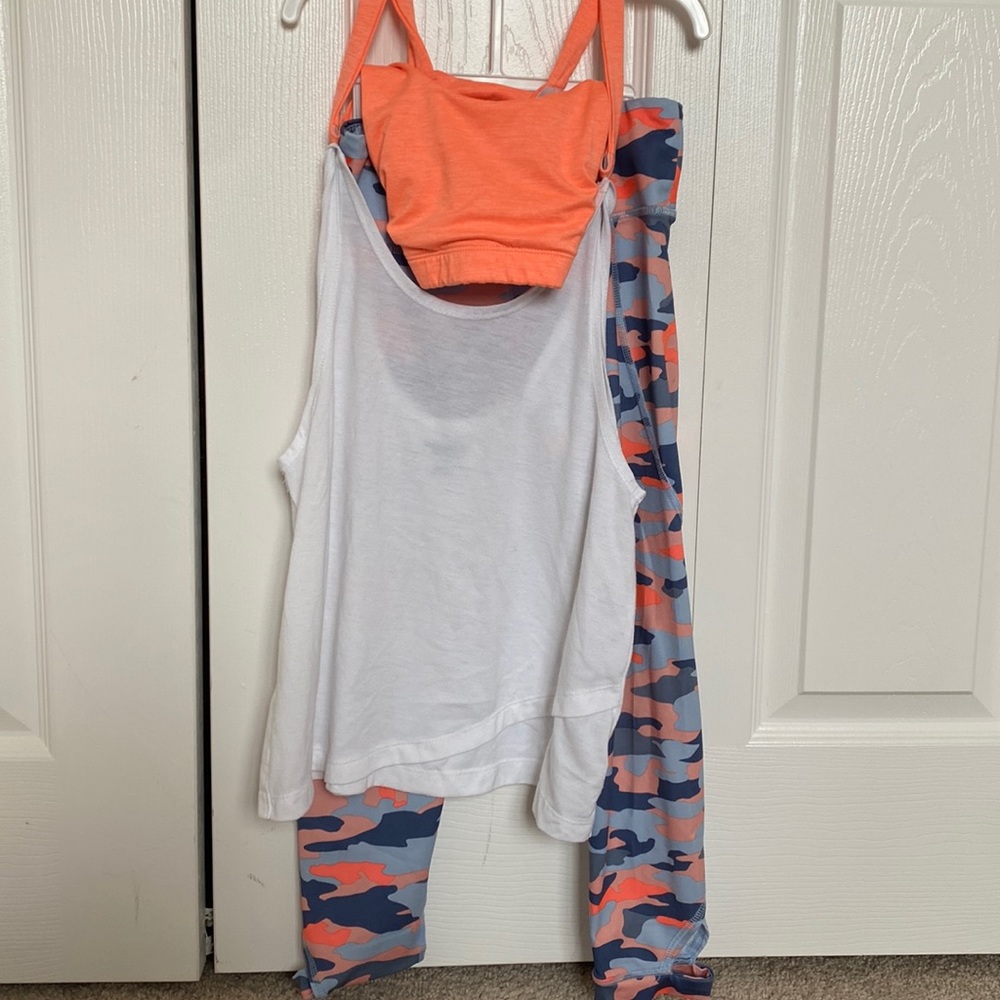 Girls active wear